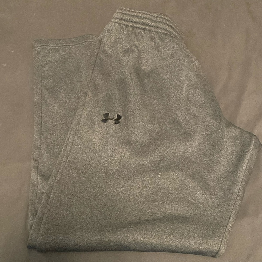 Under Armour sweatpants. Size large. Gray
